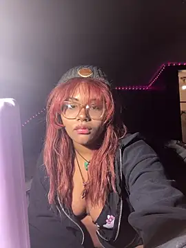 marinakisses online show from February 2026 09:11:02 PM