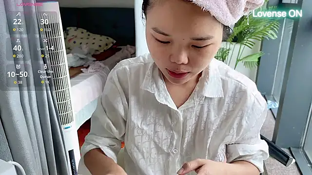 Snapshot of xiaosu22 chatting on June 2026 02:13:02 AM xiaosu22 online show from June 2026 02:13:02 AM