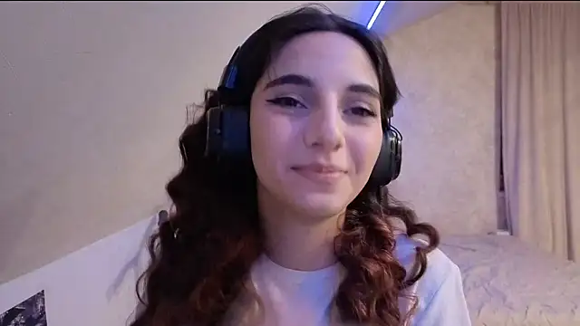 Blissmissataeses online show from March 2026 01:58:02 PM