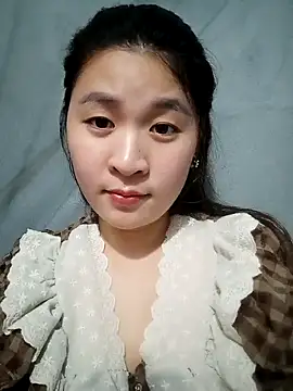 Snapshot of -Datini- chatting on February 2026 02:02:01 PM -Datini- online show from February 2026 02:02:01 PM