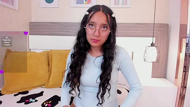 Emilyblussh online show from March 2026 07:17:01 PM