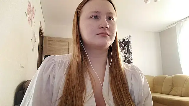 Snapshot of AnikaLipps chatting on March 2026 02:45:01 PM AnikaLipps online show from March 2026 02:45:01 PM