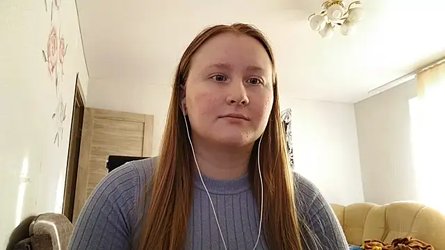 Snapshot of AnikaLipps chatting on April 2026 04:01:01 PM AnikaLipps online show from April 2026 04:01:01 PM