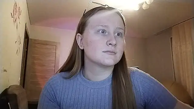 Snapshot of AnikaLipps chatting on April 2026 10:38:01 PM AnikaLipps online show from April 2026 10:38:01 PM