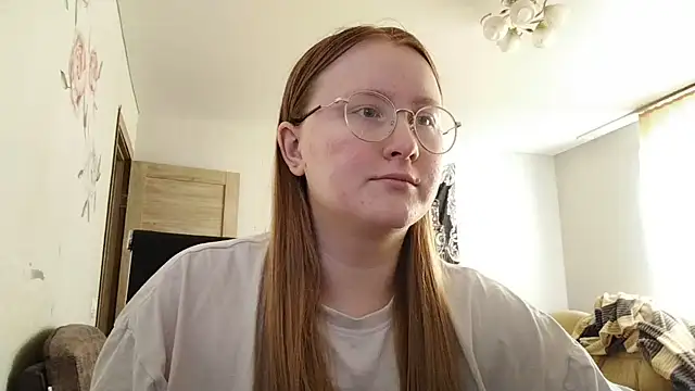 Snapshot of AnikaLipps chatting on June 2026 01:23:02 PM AnikaLipps online show from June 2026 01:23:02 PM