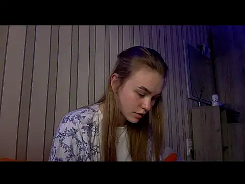 melissashineee online show from February 2026 10:45:02 AM