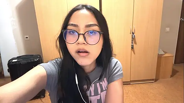 Snapshot of Stefania65 chatting on March 2026 07:43:02 PM Stefania65 online show from March 2026 07:43:02 PM