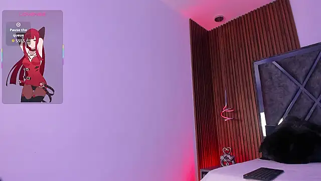 Snapshot of LunaVelour13 chatting on March 2026 04:06:02 AM LunaVelour13 online show from March 2026 04:06:02 AM