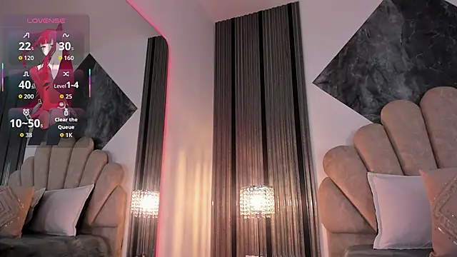 Snapshot of LunaVelour13 chatting on March 2026 06:30:01 PM LunaVelour13 online show from March 2026 06:30:01 PM