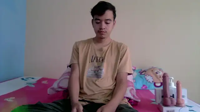 Snapshot of IronDante chatting on April 2026 12:16:02 PM IronDante online show from April 2026 12:16:02 PM