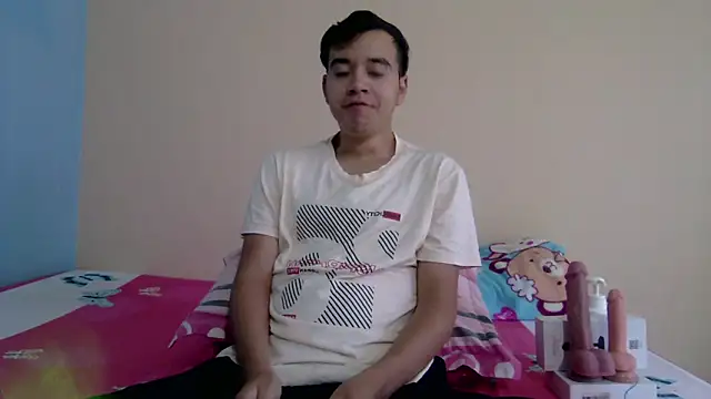 Snapshot of IronDante chatting on April 2026 12:10:01 PM IronDante online show from April 2026 12:10:01 PM