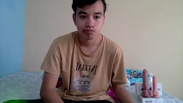 Snapshot of IronDante chatting on April 2026 12:10:01 PM IronDante online show from April 2026 12:10:01 PM