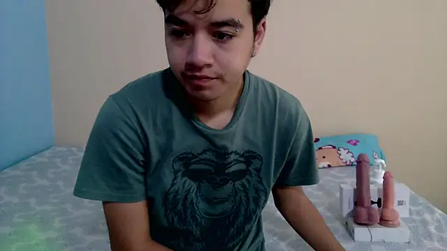Snapshot of IronDante chatting on May 2026 12:10:01 PM IronDante online show from May 2026 12:10:01 PM