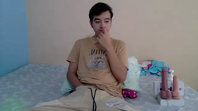 Snapshot of IronDante chatting on May 2026 12:12:02 PM IronDante online show from May 2026 12:12:02 PM