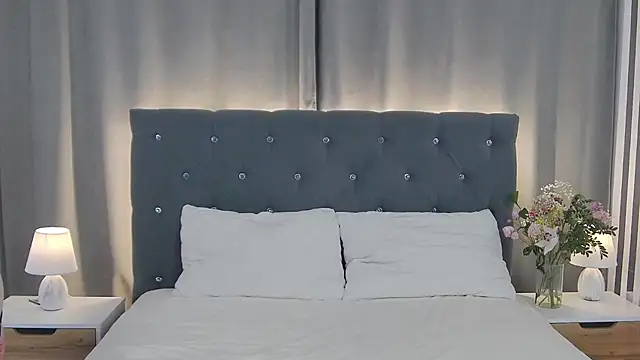 VikkyVonn online show from February 2026 12:23:01 PM