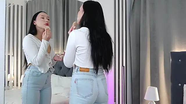 VikkyVonn online show from May 2026 10:20:02 AM