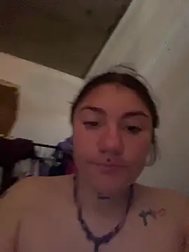 ZoE-sweettt online show from April 2026 08:37:01 PM