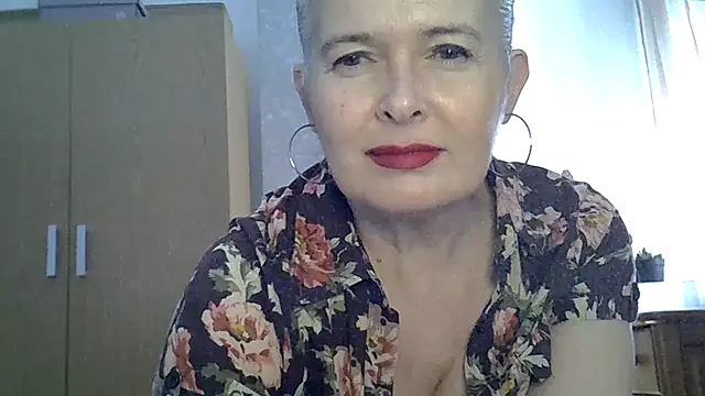 Laura-Parker online show from April 2026 01:48:02 PM