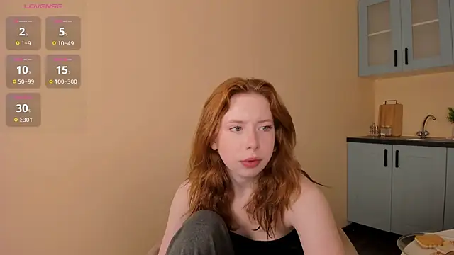 Snapshot of StellaBev chatting on April 2026 08:35:02 PM StellaBev online show from April 2026 08:35:02 PM