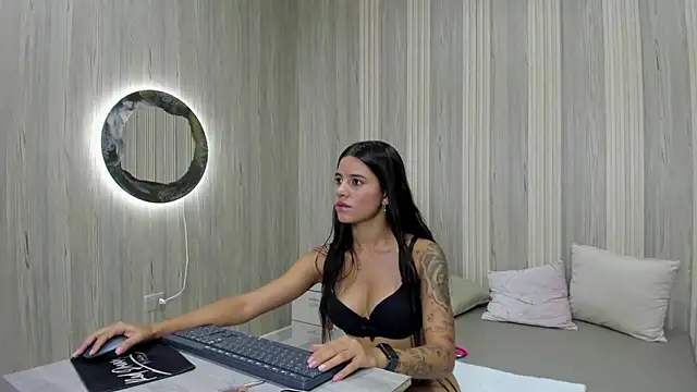 Isabellaa Rosee online show from May 2026 08:15:02 PM