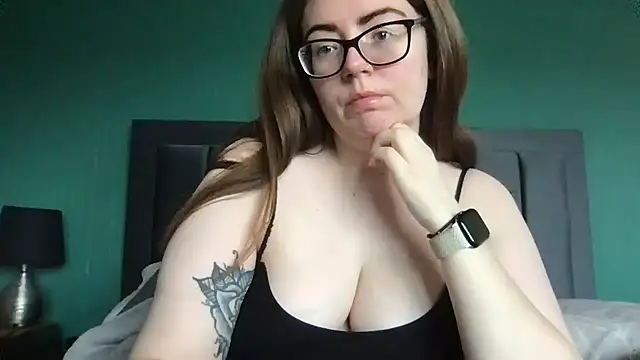 CurvyBx online show from March 2026 09:43:02 AM