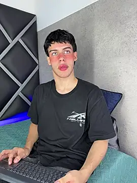 Lucian-greyy online show from March 2026 03:46:01 AM