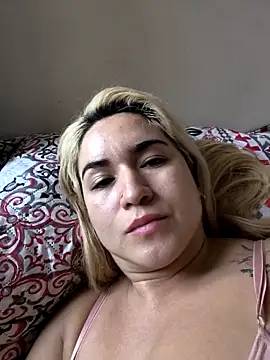 Snapshot of violet-grey chatting on March 2026 04:12:02 PM violet-grey online show from March 2026 04:12:02 PM