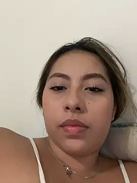 Emiily joee  online show from March 2026 11:12:02 PM