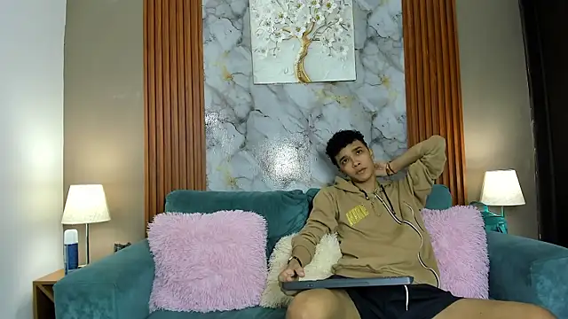 Snapshot of YOUNG_BOYS_HELL chatting on March 2026 01:11:01 AM YOUNG BOYS HELL online show from March 2026 01:11:01 AM