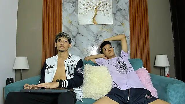 Snapshot of YOUNG_BOYS_HELL chatting on March 2026 01:12:02 AM YOUNG BOYS HELL online show from March 2026 01:12:02 AM