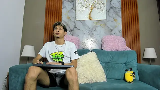 Snapshot of YOUNG_BOYS_HELL chatting on March 2026 01:12:01 AM YOUNG BOYS HELL online show from March 2026 01:12:01 AM