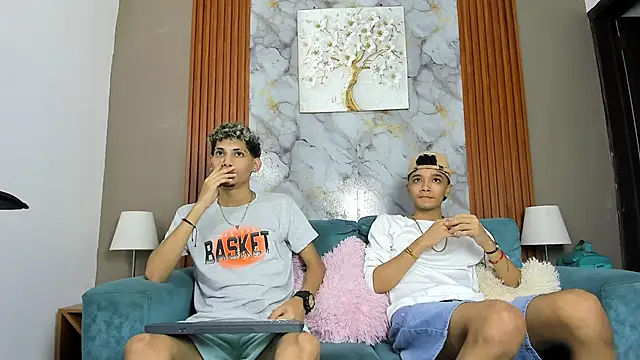 Snapshot of YOUNG_BOYS_HELL chatting on March 2026 01:21:01 AM YOUNG BOYS HELL online show from March 2026 01:21:01 AM