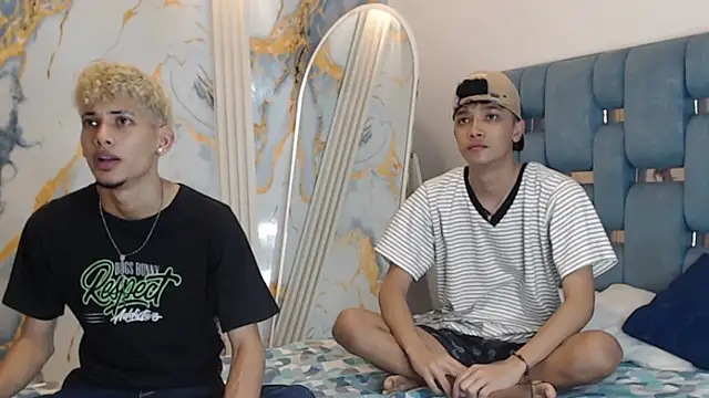 YOUNG BOYS HELL online show from May 2026 01:25:02 AM