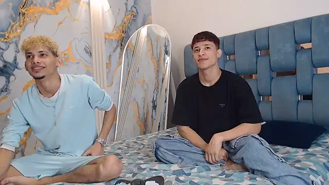 YOUNG BOYS HELL online show from June 2026 01:41:02 AM