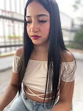 Daniela Pink online show from March 2026 01:26:02 PM