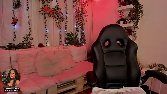 Snapshot of cata_desire chatting on March 2026 09:30:01 PM cata desire online show from March 2026 09:30:01 PM