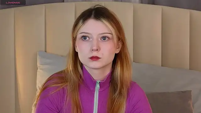 AlyssFrost online show from April 2026 01:51:01 AM