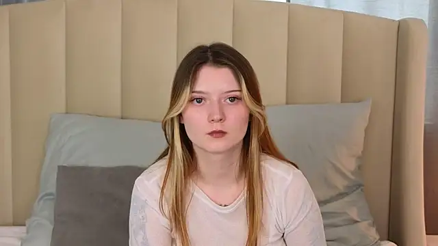 AlyssFrost online show from July 2026 06:47:02 AM