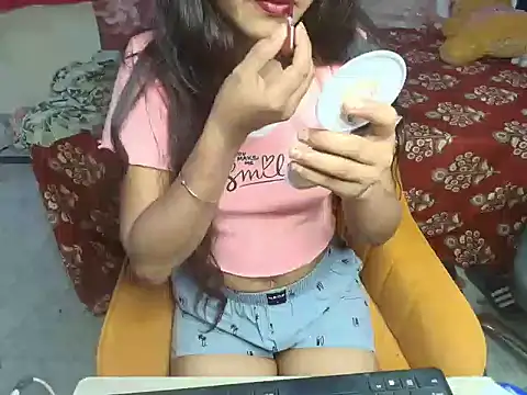 Snapshot of its-taniya chatting on May 2026 11:46:02 PM its-taniya online show from May 2026 11:46:02 PM