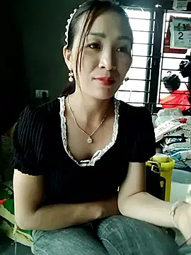 Thobaby112 online show from April 2026 02:21:01 AM