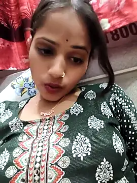 samayra1144 online show from February 2026 06:30:01 PM