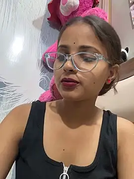 samayra1144 online show from May 2026 10:56:02 AM