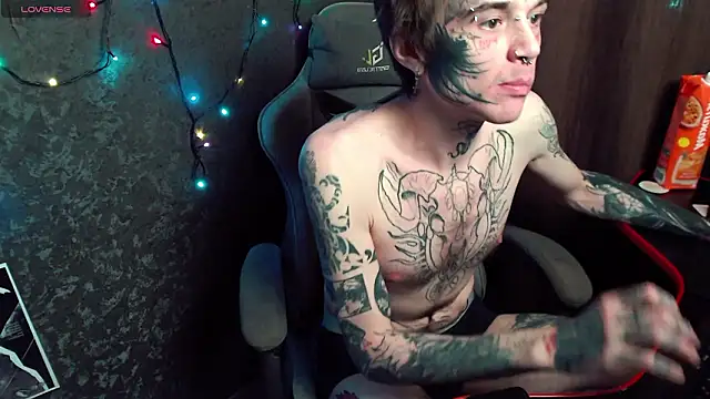 1onelycrystal online show from February 2026 06:59:02 PM