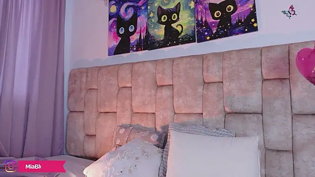 MiiaBlumm  online show from March 2026 09:07:02 PM