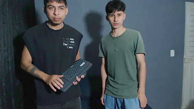 Snapshot of polloCol4U chatting on March 2026 02:26:01 AM polloCol4U online show from March 2026 02:26:01 AM