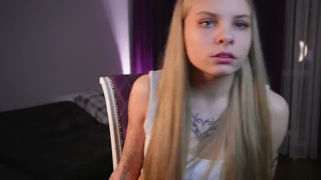 ZofiaPantano online show from March 2026 03:06:02 PM