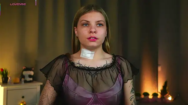 ZofiaPantano online show from April 2026 02:17:02 PM