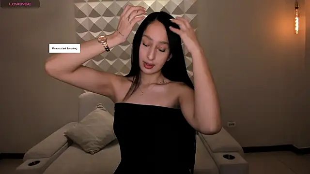 Snapshot of AmaraDivine chatting on May 2026 12:10:01 PM AmaraDivine online show from May 2026 12:10:01 PM