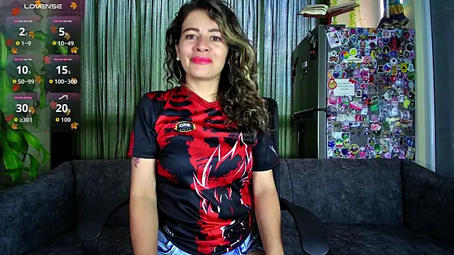 oriana thomson01 online show from May 2026 09:53:02 PM