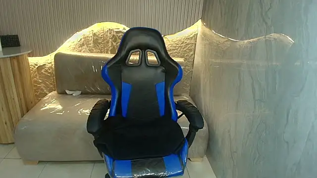 Rubia encantada r online show from March 2026 01:00:01 PM